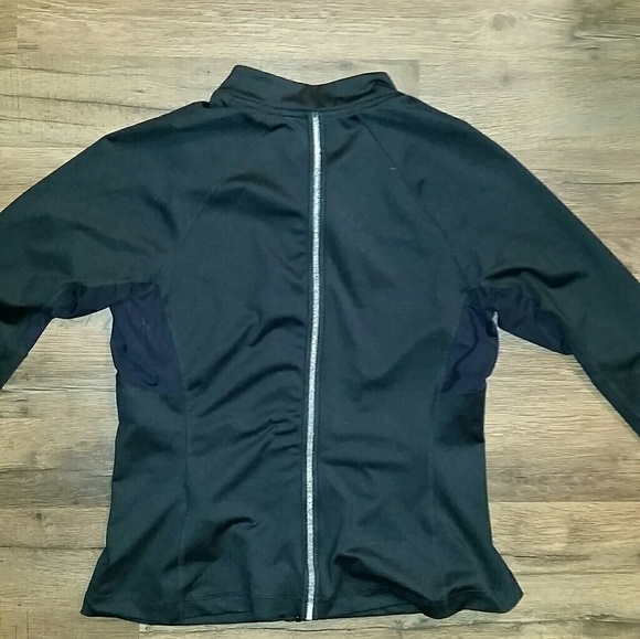 Abercrombie & Fitch Zip-up - Picture 3 of 3